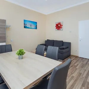 Puchsbaumgasse Apartmán