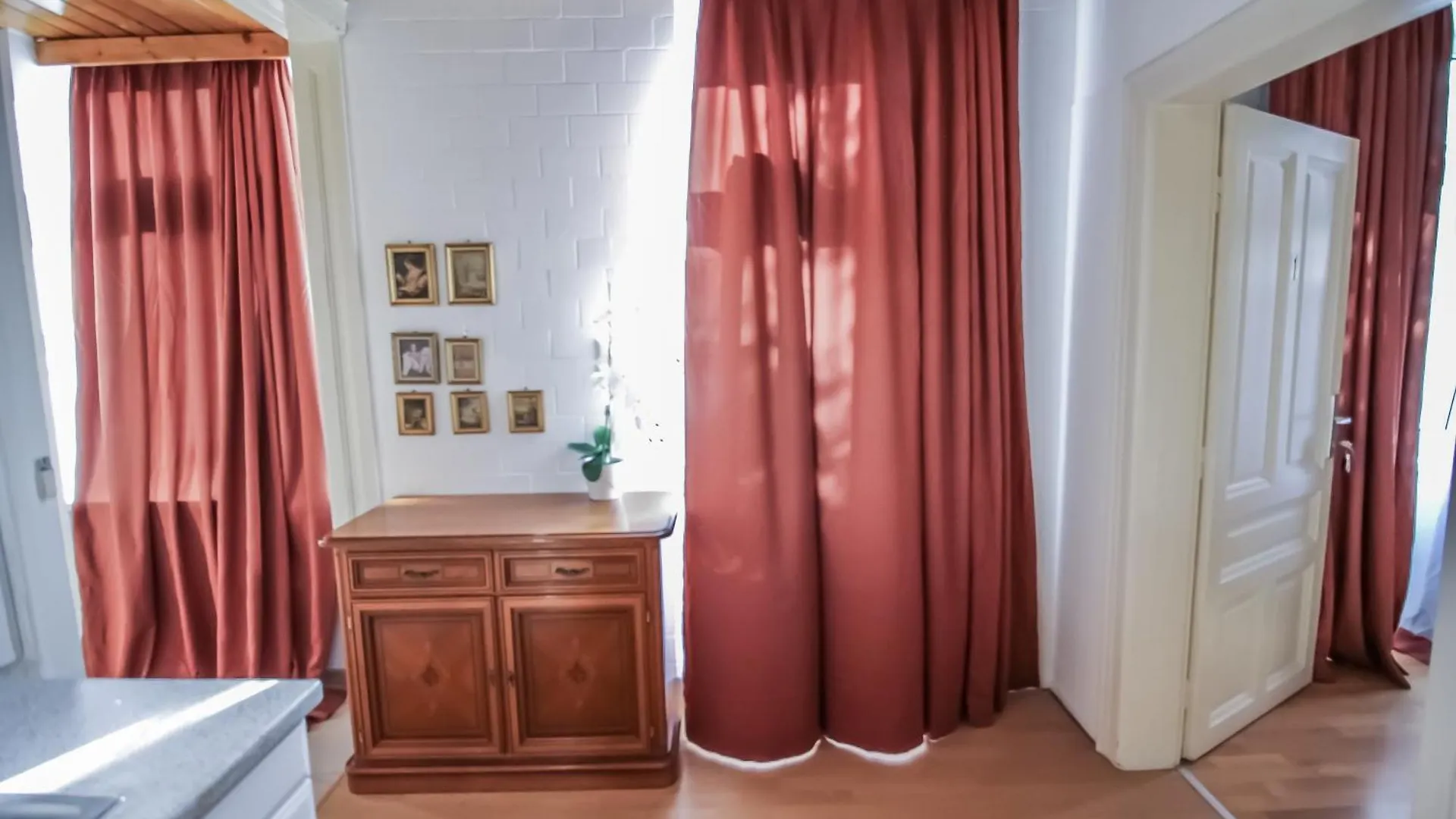 Cozy Rooms In Pragerstrasse Vienna Homestay