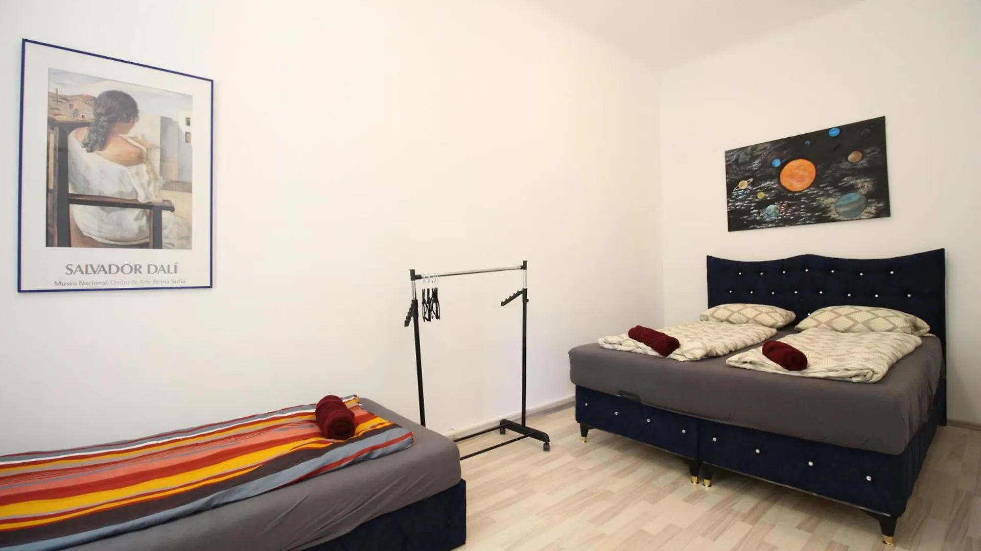Cozy Rooms In Pragerstrasse Vienna Homestay